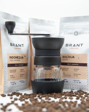 Hario Skerton Pro kafijas dzirnaviņas Brant Coffee